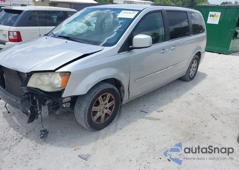 2011 Chrysler Town & Country Touring z USA, uszkodzony, nr VIN 2A4RR5DG4BR638398